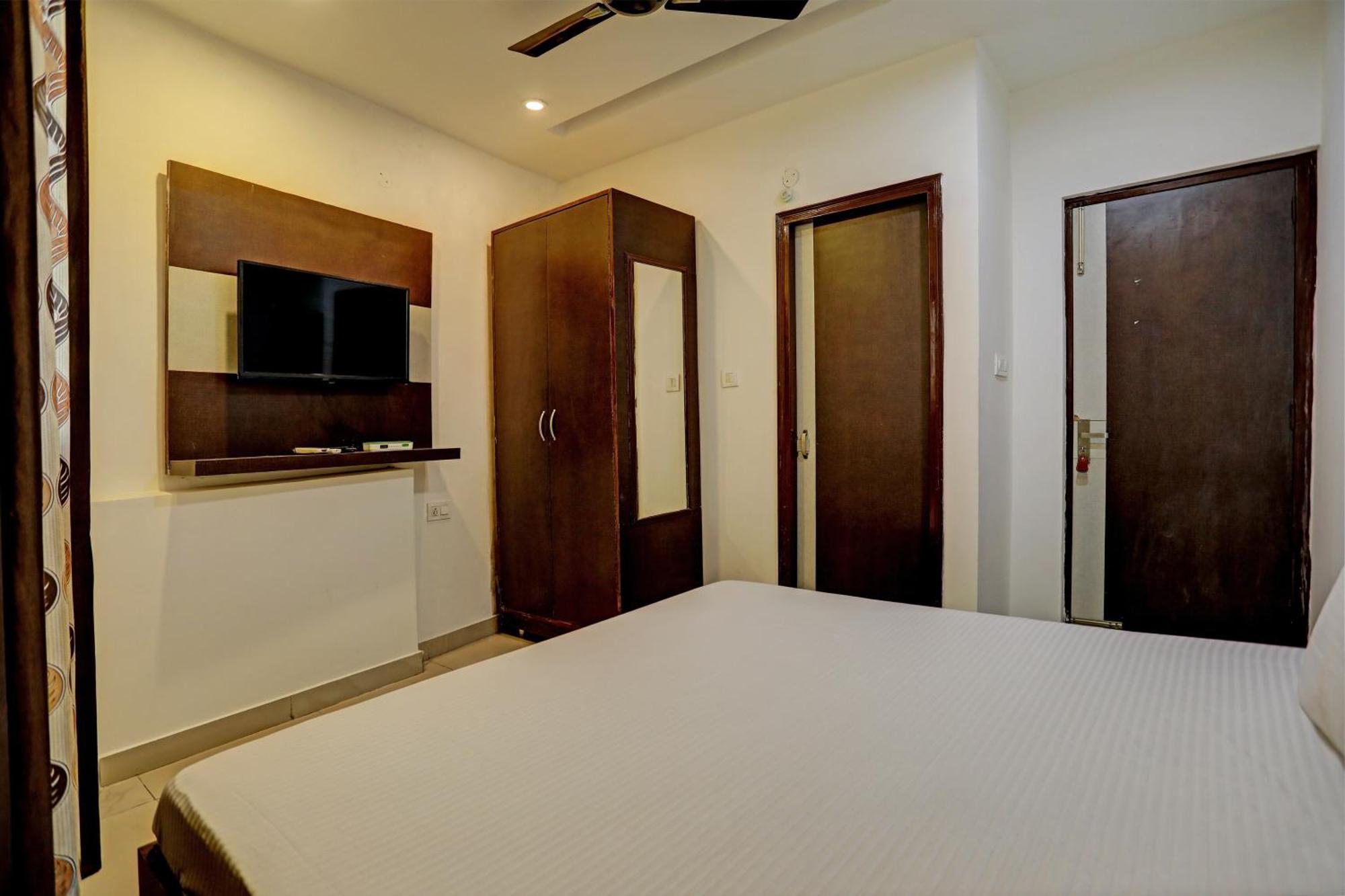 Oyo Hotel The Red Hut Chandigarh Ngoại thất bức ảnh