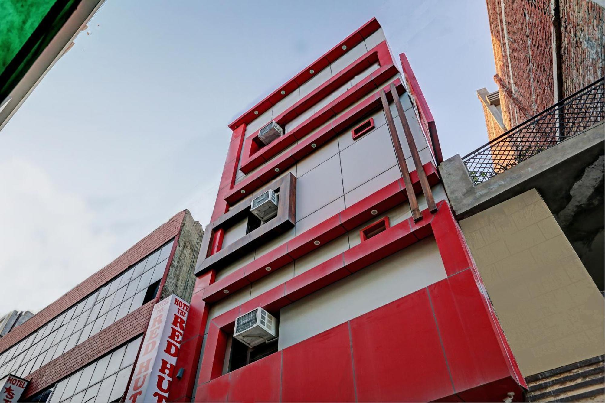 Oyo Hotel The Red Hut Chandigarh Ngoại thất bức ảnh